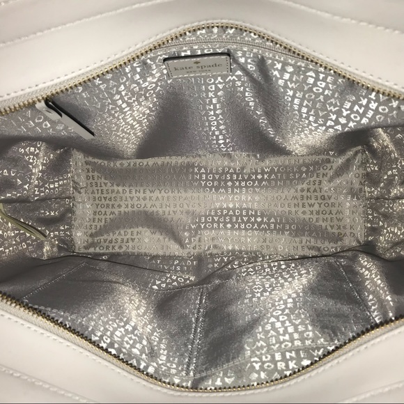 🚫Sold🚫 Hayden Street Maxi Colorblock Tote - Picture 4 of 5